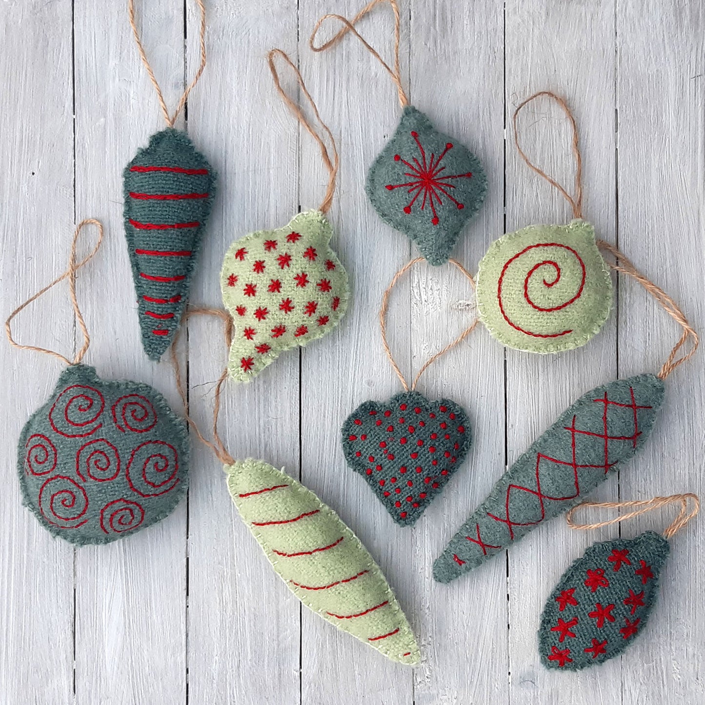 Embroidered Christmas Baubles - Sat 8th November 10.30am to 1.00pm